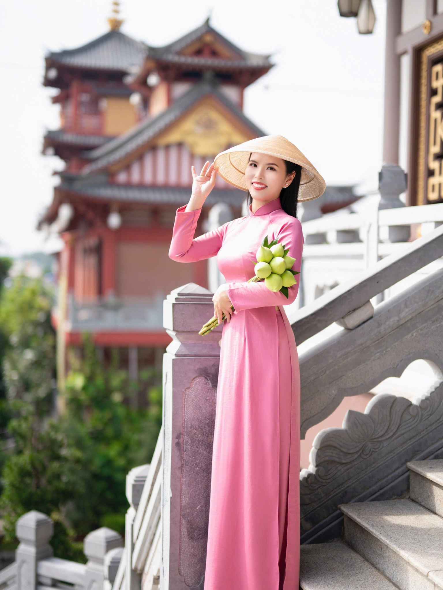 Chụp hình Tết tại Tu viện Vĩnh Nghiêm (Quận 12)