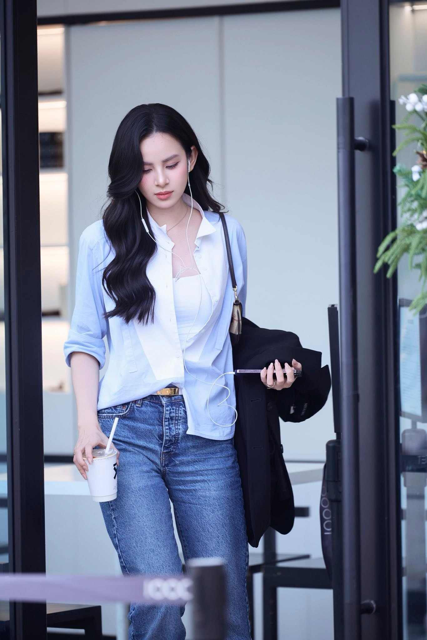 Chụp trend Trạm Tỷ siêu xinh
