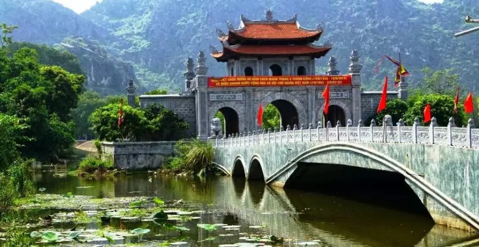 Cố đô Hoa Lư