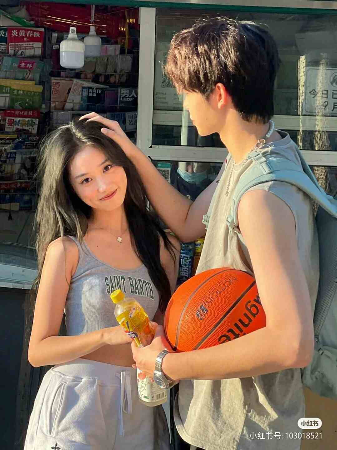 Để chàng xoa đầu bạn thật dịu dàng