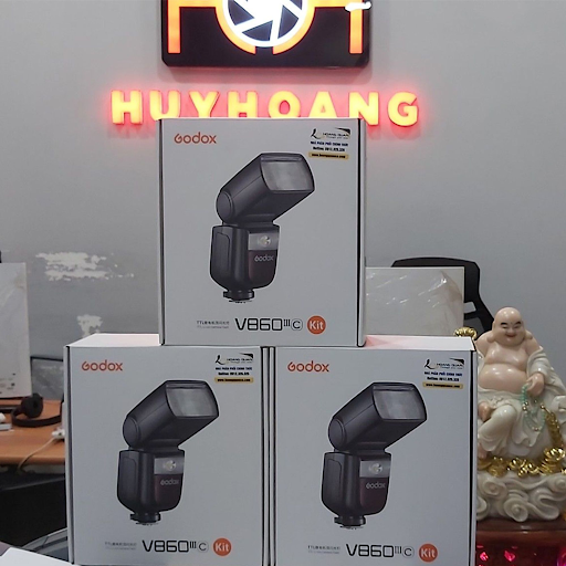 Huy Hoàng Digital- địa chỉ được rất nhiều các bạn trẻ tin tưởng và ưa chuộng.
