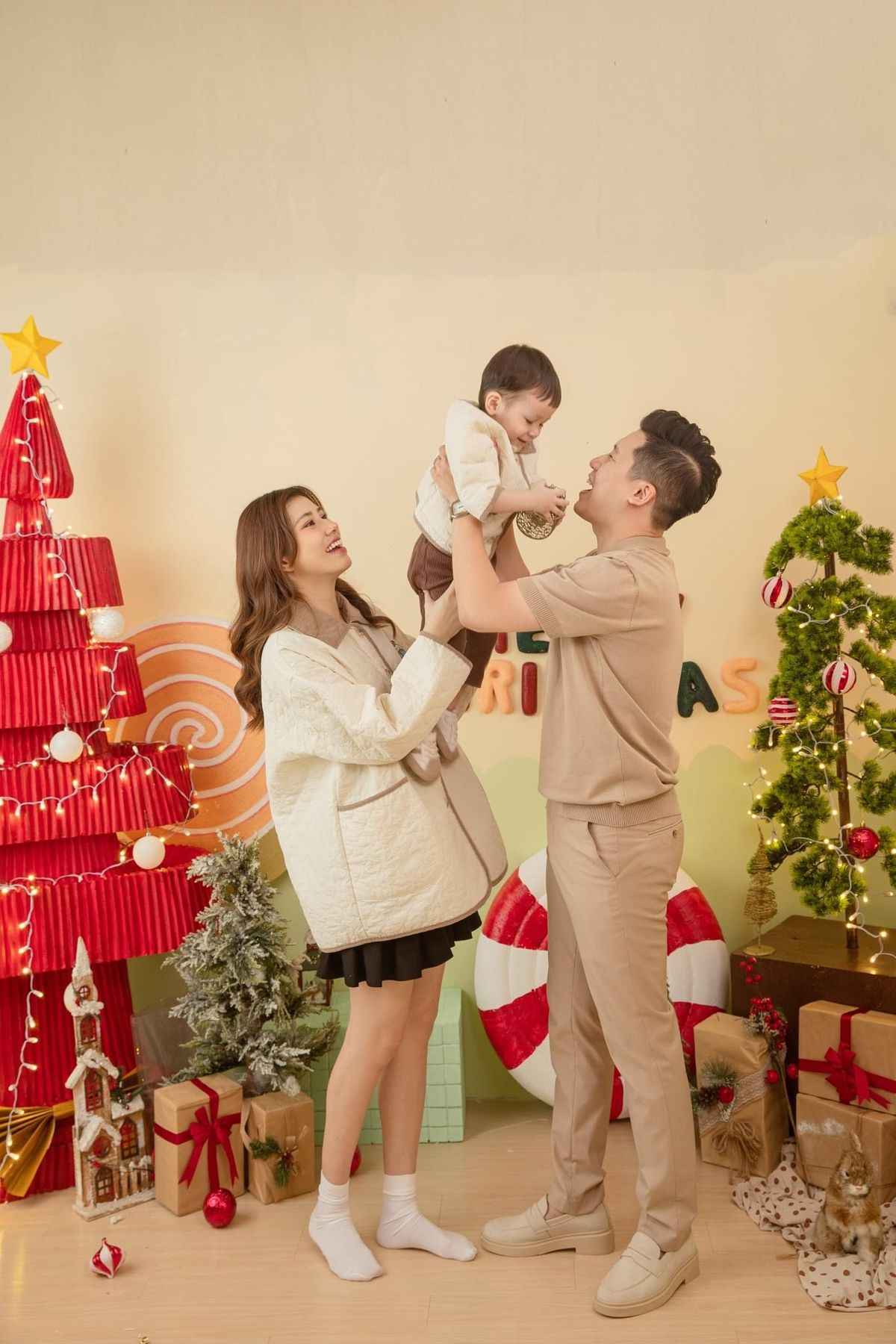 Chúc mừng giáng sinh cho gia đình