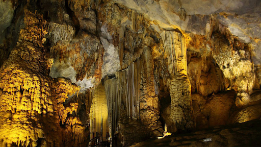 Hang Dơi- Một trong những địa điểm đẹp ở Mộc Châu
