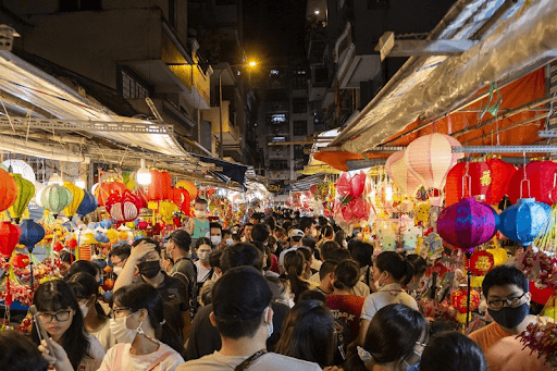 Hòa mình vào không khí Trung thu rộn ràng