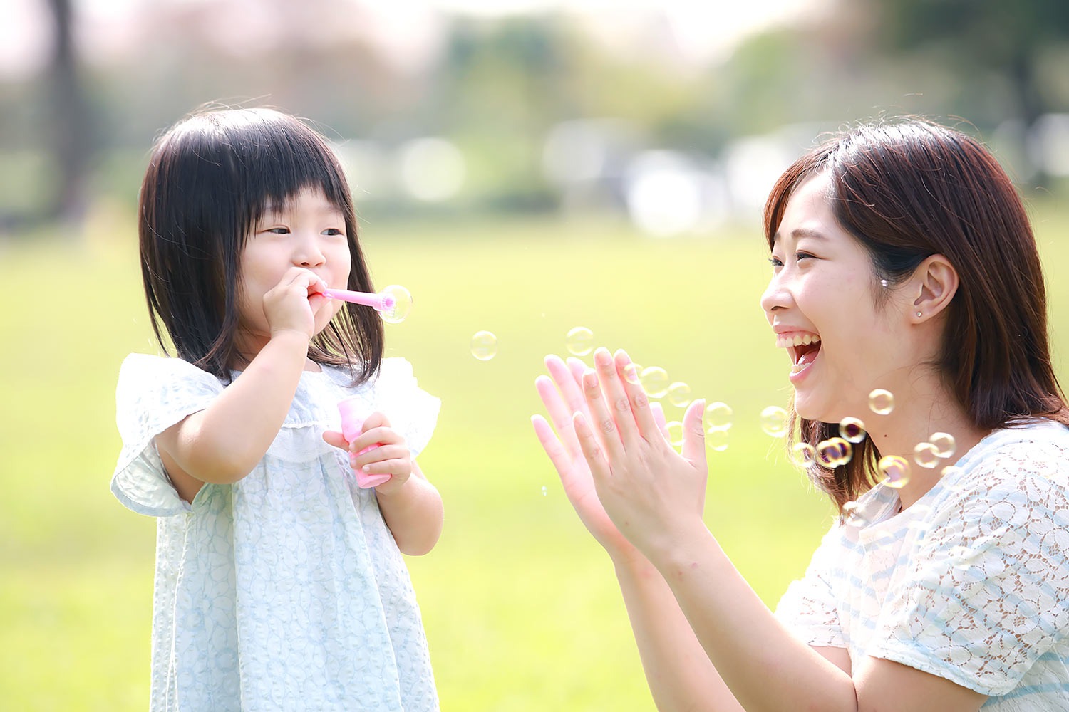 Lưu ý khi chụp ảnh 2 mẹ con đẹp cần biết