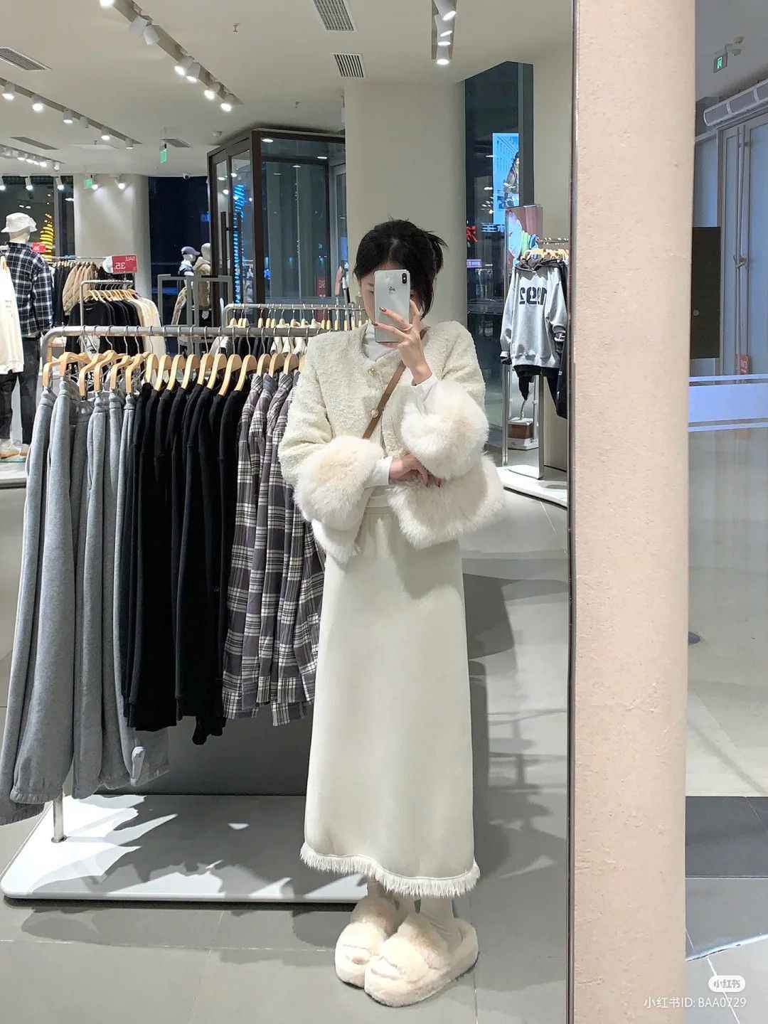 mua-vay-tang-vo.jpg