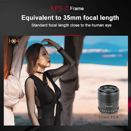 Tiêu cự 23mm của ống kính là tương thích với định dạng 35mm