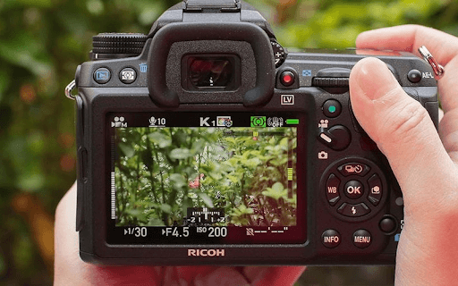 Ưu điểm của EVF máy ảnh