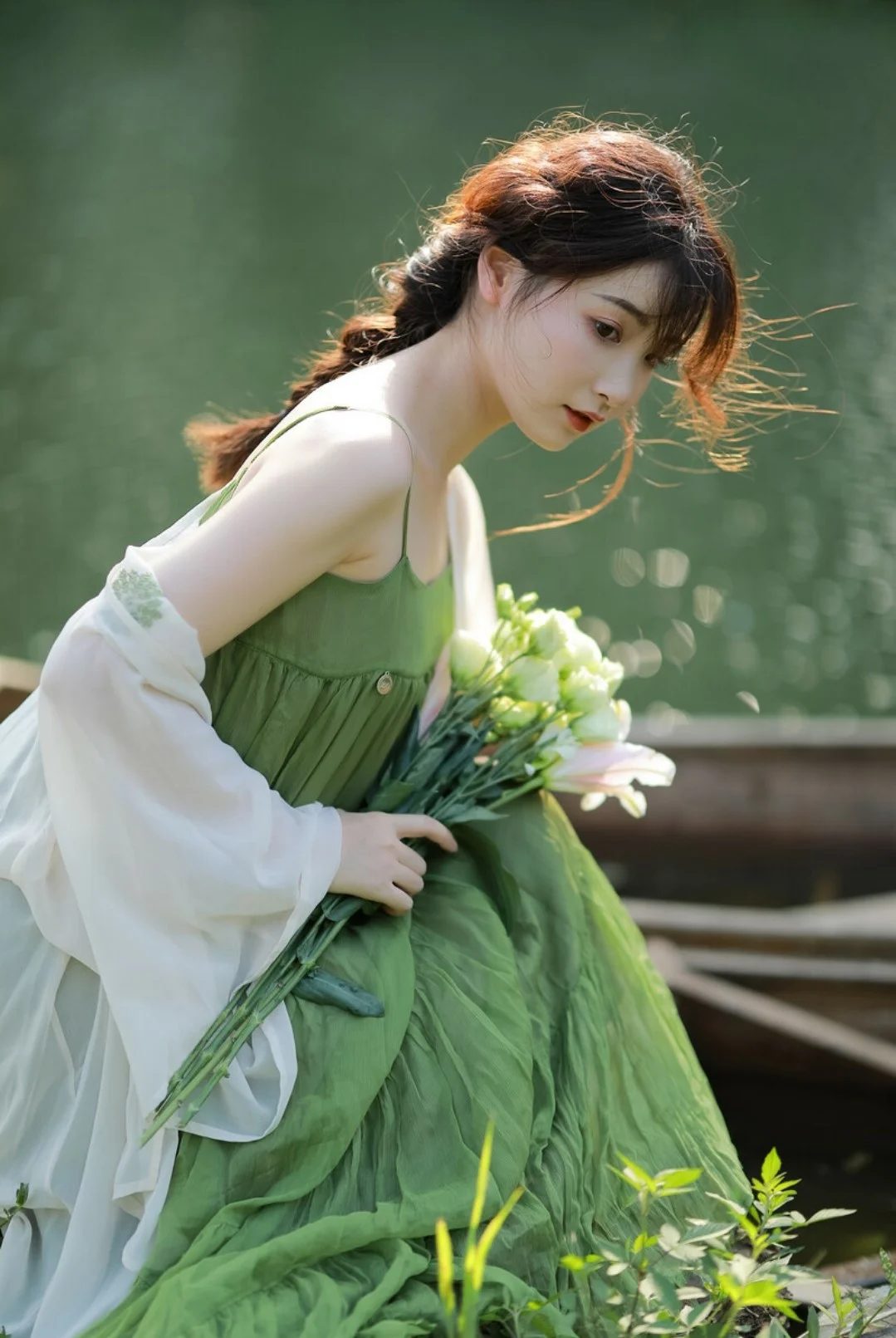 Xoay người ¾ là dáng chụp khá phổ biến