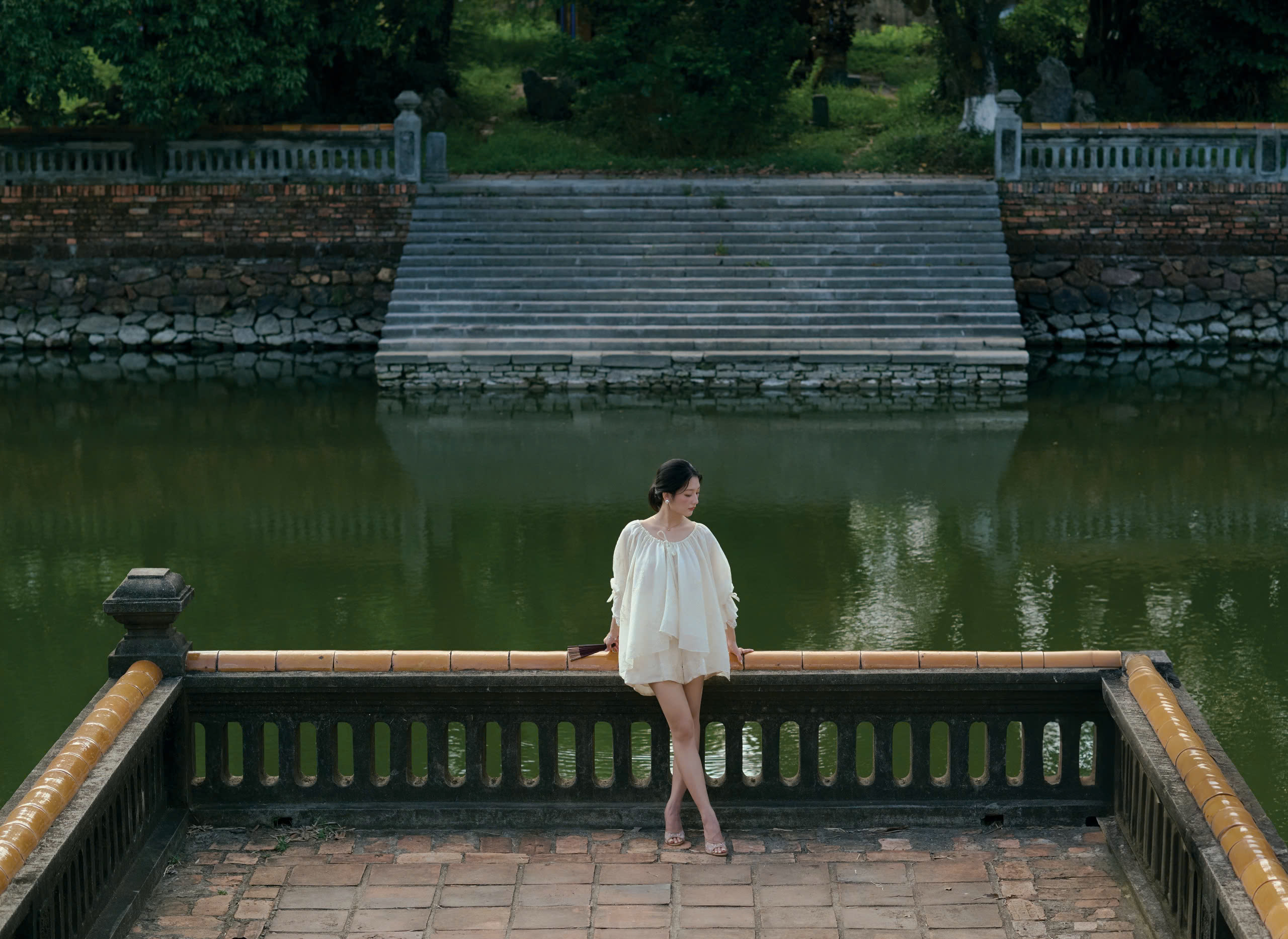 A736 - MusebyBOHEE - Áo 