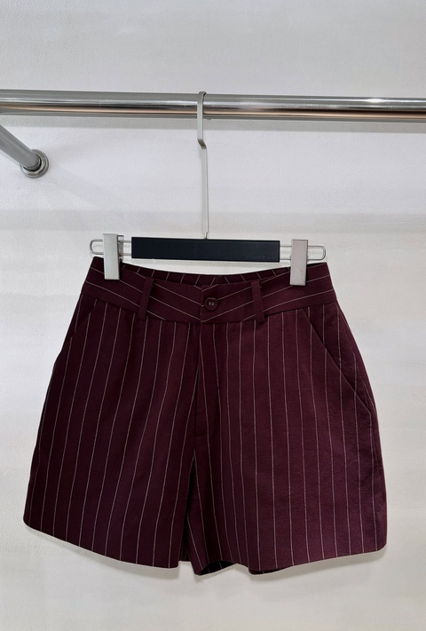 Q196 - Quần short kẻ