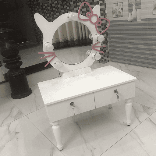 Bàn trang điểm Hello Kitty giá rẻ ful trắng