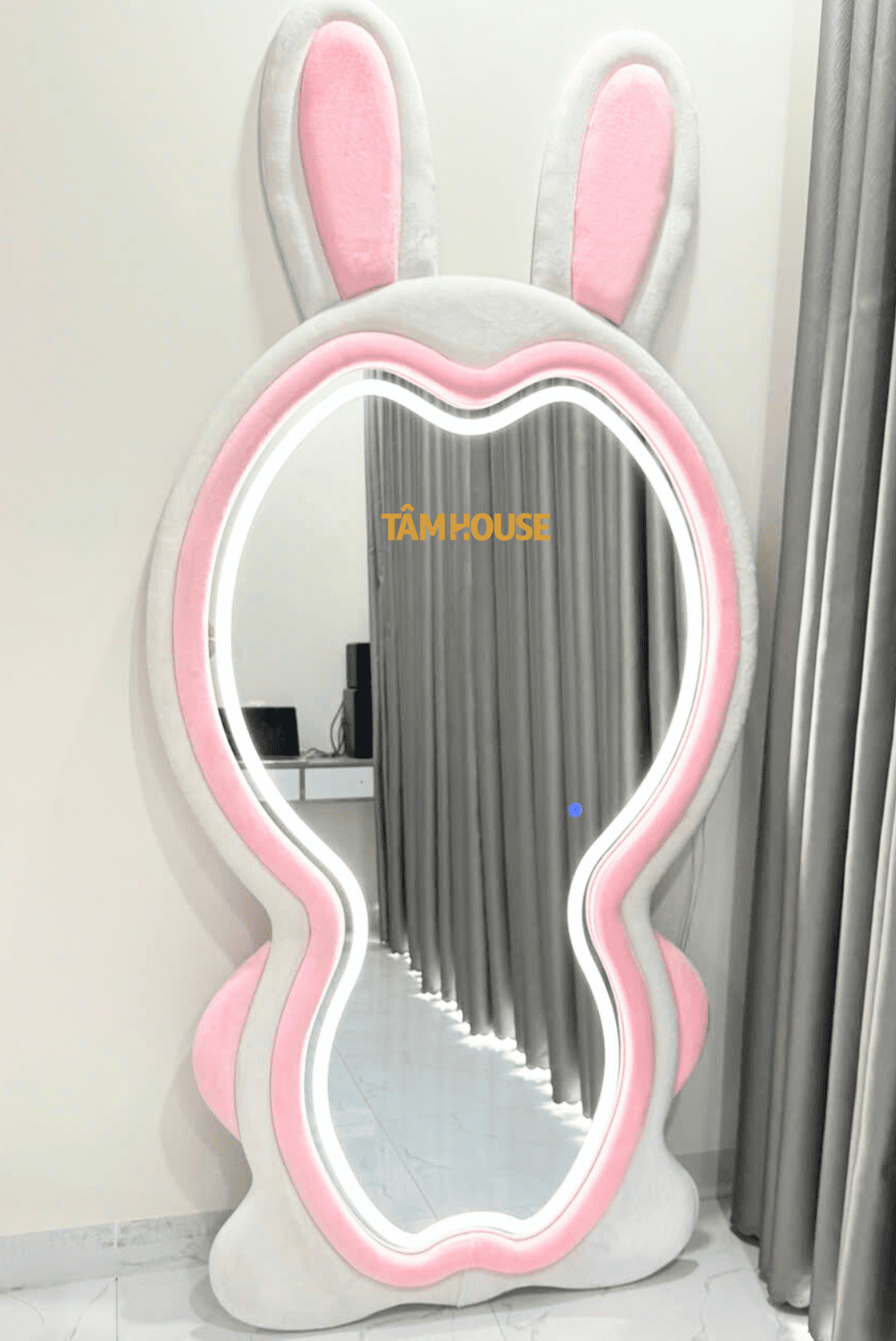 Gương soi toàn thân tai thỏ Tâm House GT01