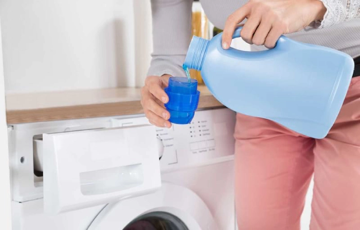 Sử dụng nước giặt xả đúng định lượng khuyến nghị