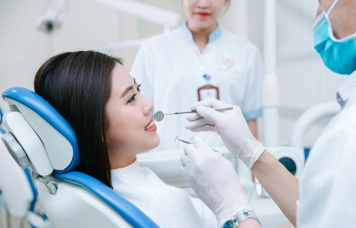 Cần duy trì thói quen thăm khám và lấy cao răng định kỳ
