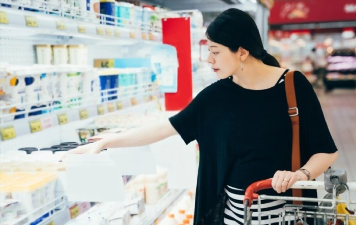 Lựa chọn sữa bột dựa trên các tiêu chí phù hợp