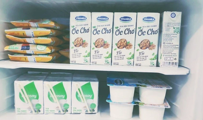 Bảo quản sữa nước trong ngăn mát tủ lạnh