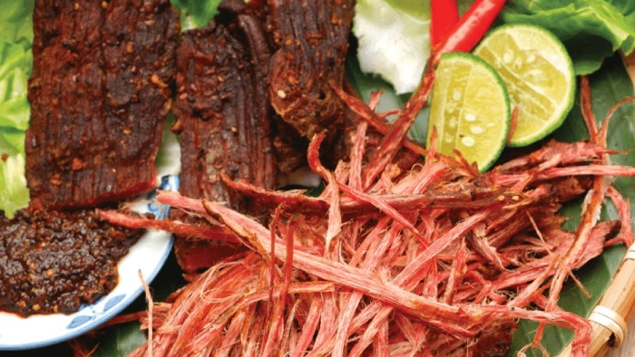 Thịt sấy là món ăn đặc trưng của nhiều vùng miền