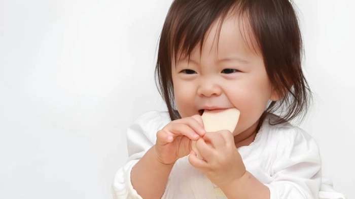 Chọn các sản phẩm bánh uy tín cho trẻ nhỏ