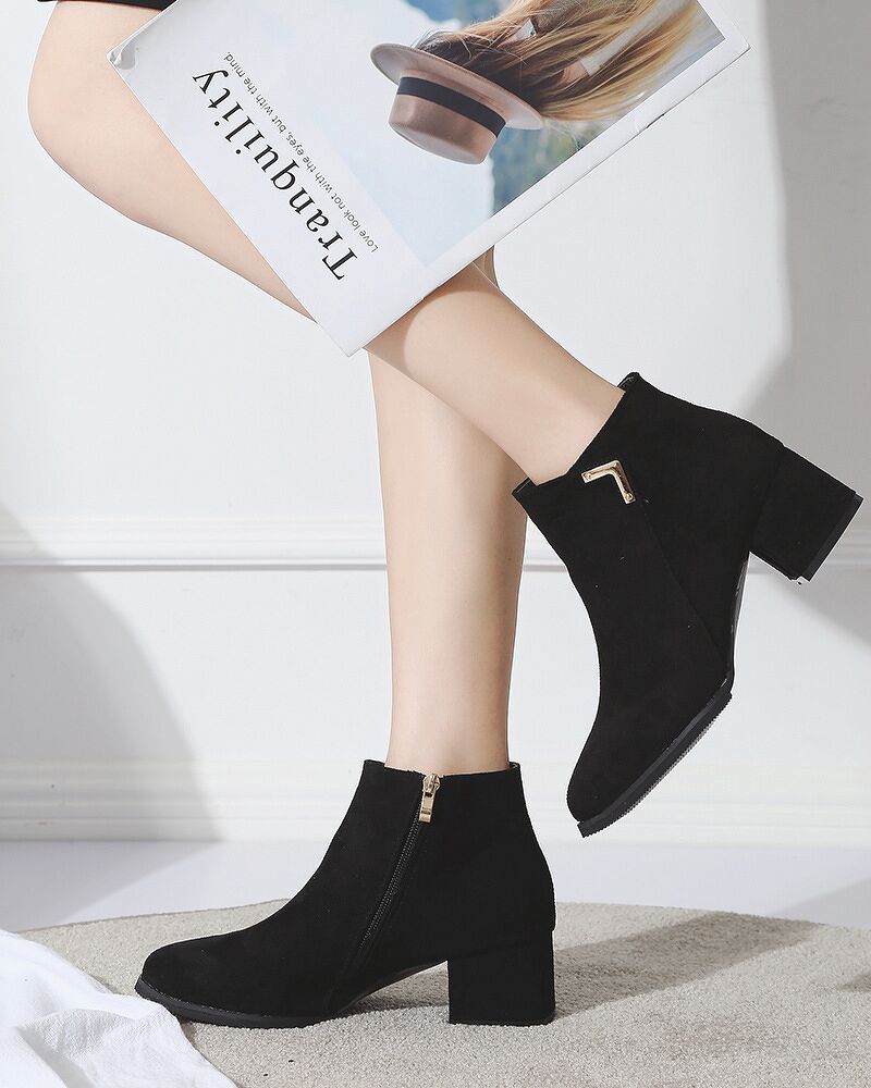 Boots nữ da lộn phong cách Hàn Quốc TKO134(Đen)