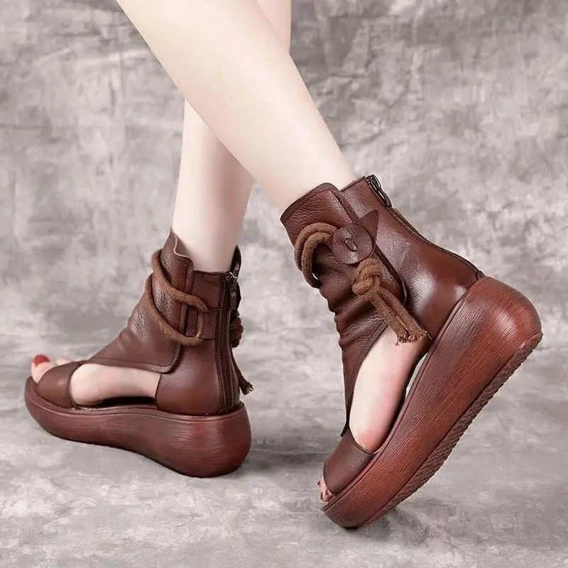 Dép nữ cao cổ phong cách trẻ trung TKO180 (Nâu)