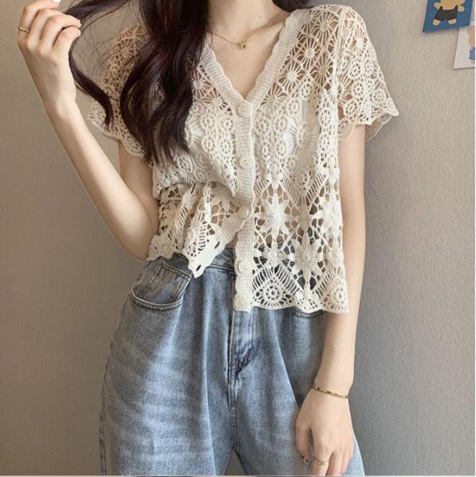 SOM009 - Áo cardigan mùa hè cộc tay đan móc rỗng, họa tiết ren trẻ trung - Trắng