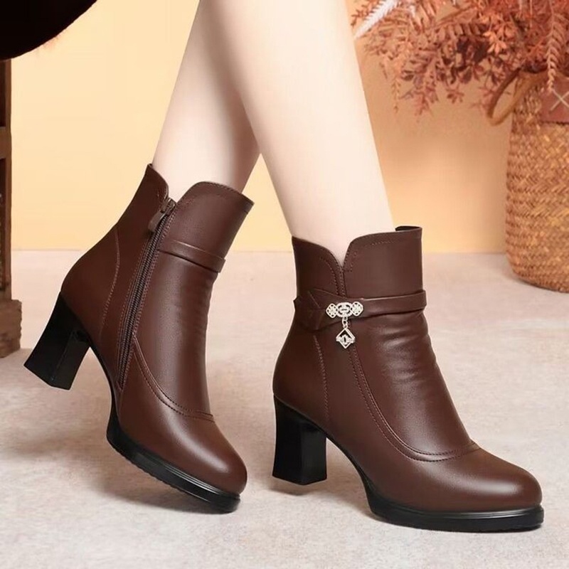 Boots nữ cổ ngắn, lót lông ấm áp, thời trang công sở TCS005 - Nâu