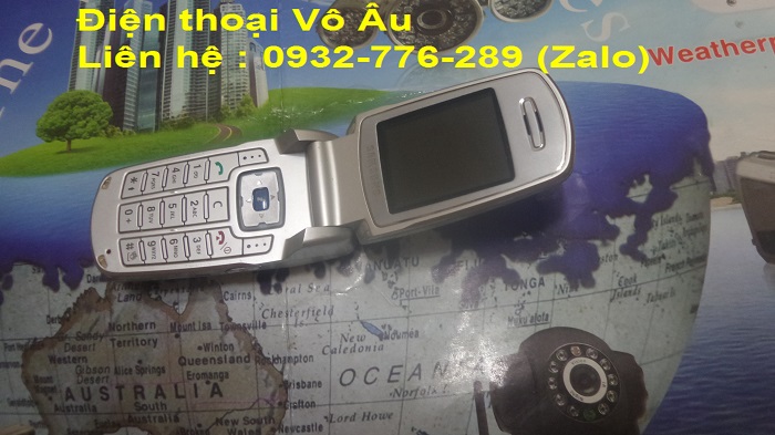 SAMSUNG E710. NEW 90-95%. PK : MÁY + PIN. HÀNG HIẾM. NEW.