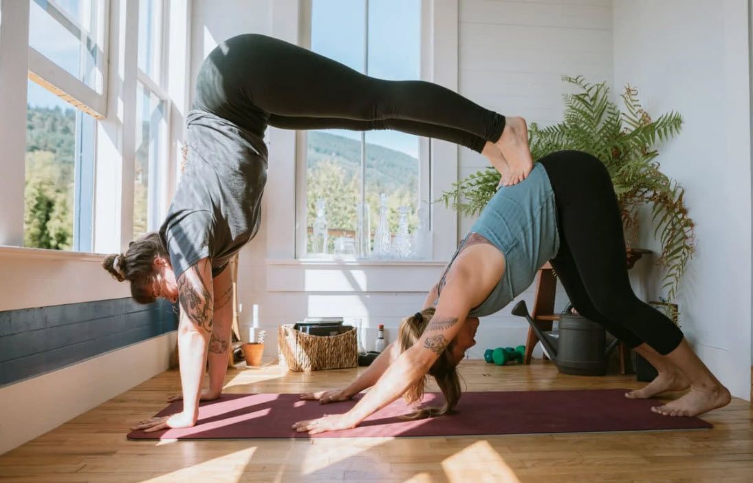 Ashtanga yoga là gì? 4 lý do nên bắt đầu tập Ashtanga ngay hôm nay