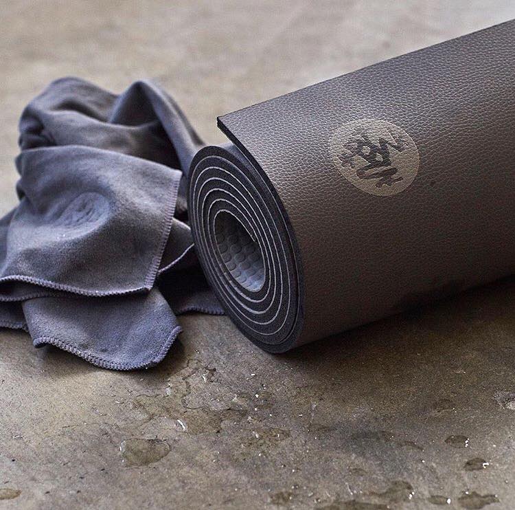 Thảm tập yoga Manduka