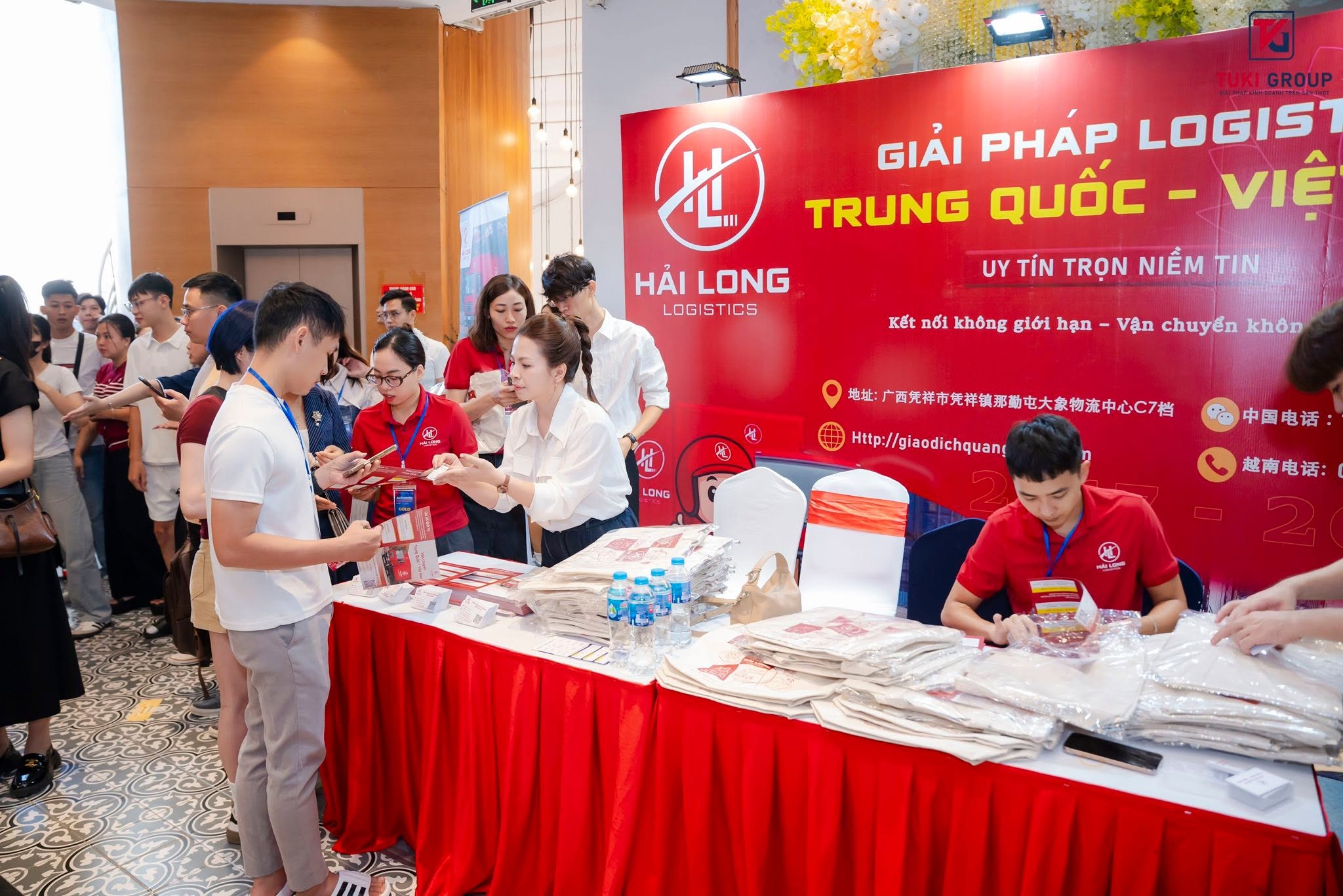 Hải Long là đơn vị vận chuyển Trung Quốc chính ngạch