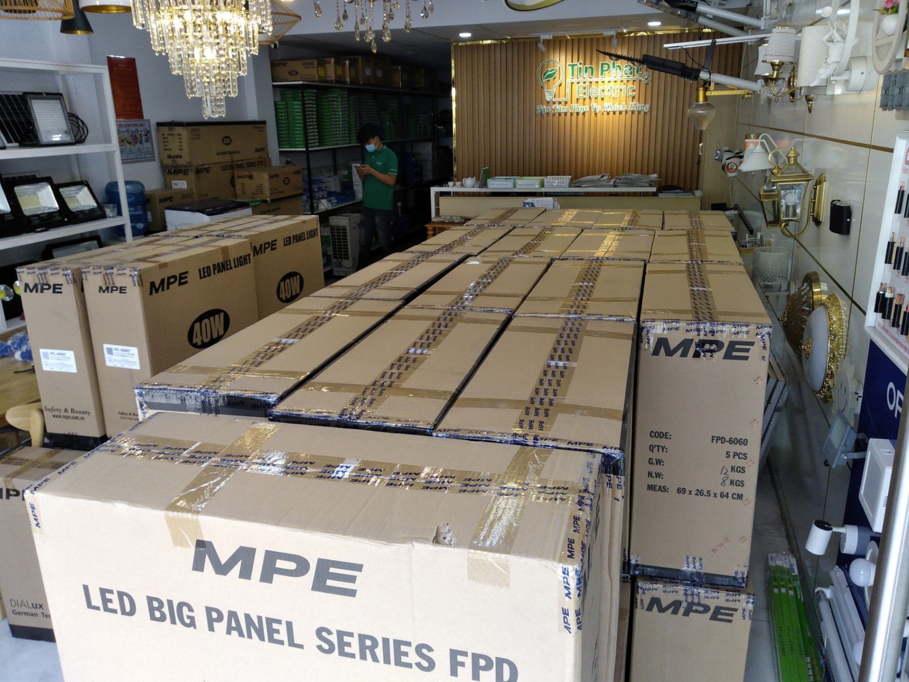 Nhà phân phối Đèn Led & Thiết bị điện các thương hiệu MPE, Panasonic, .. Đảm bảo chất lượng uy tín với giá tốt nhất thị trường