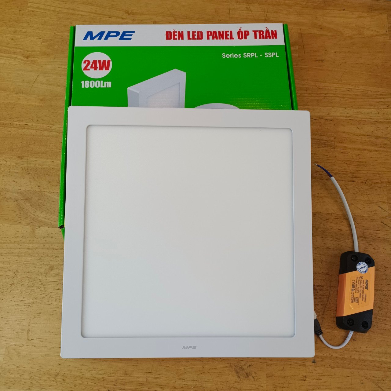 SSPL-24T (Đèn led panel vuông nổi 24W trắng)