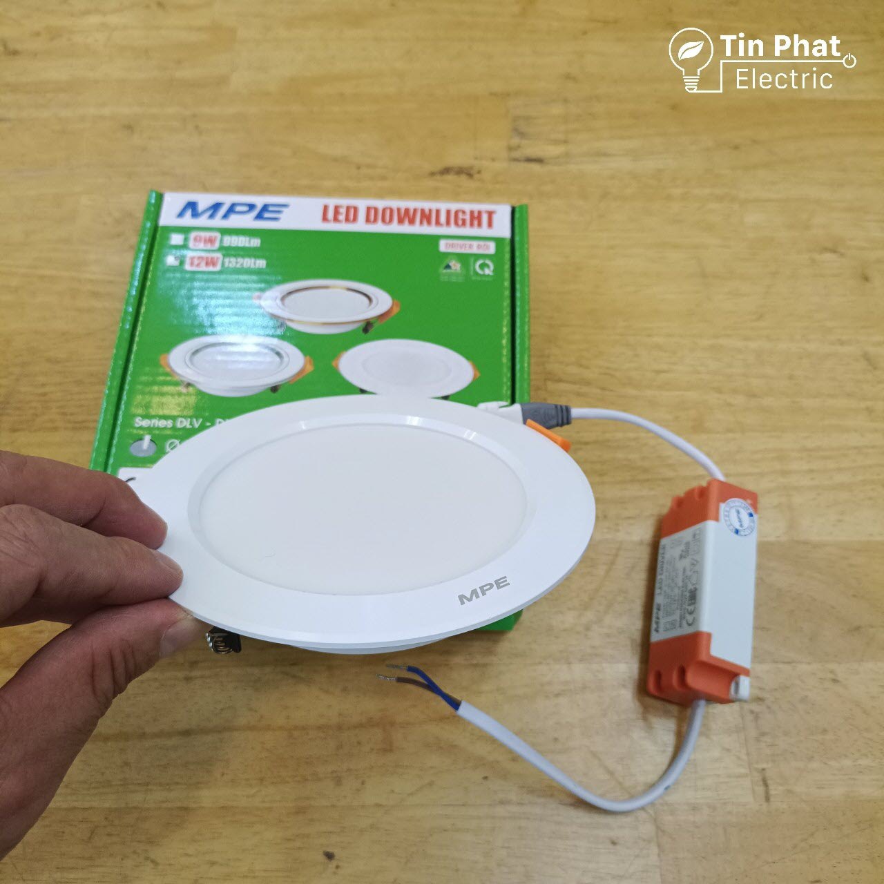 DLT-12V (Đèn led downlight âm trần 12W ASV)