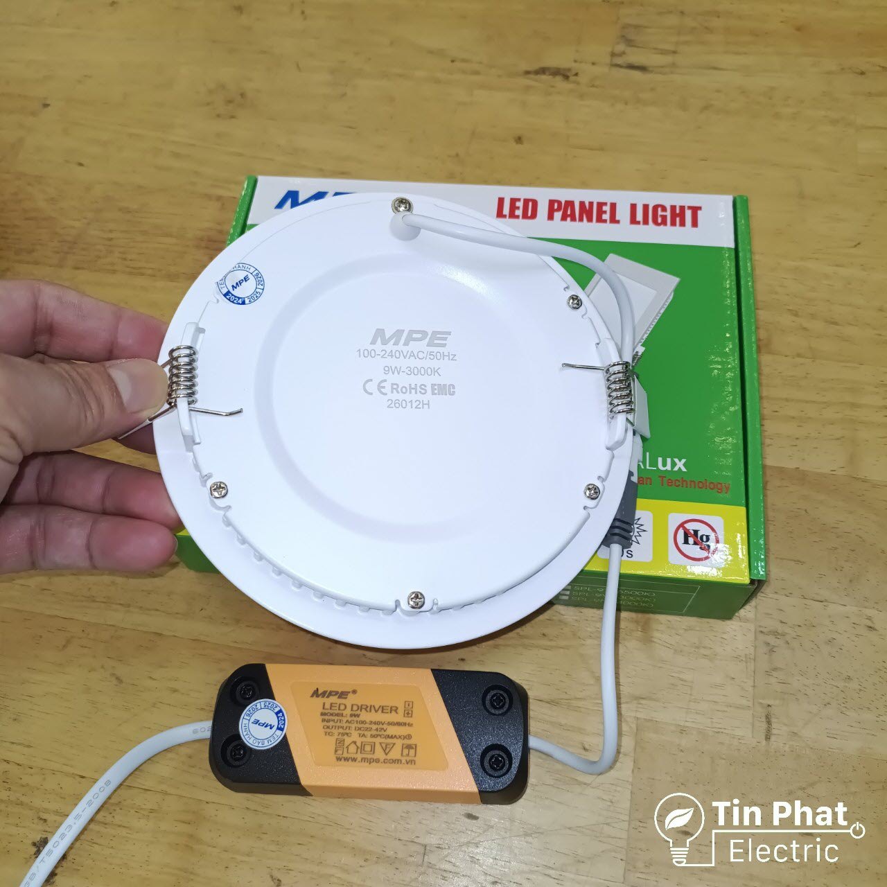 RPL-9V (Đèn led panel tròn âm 9W vàng)