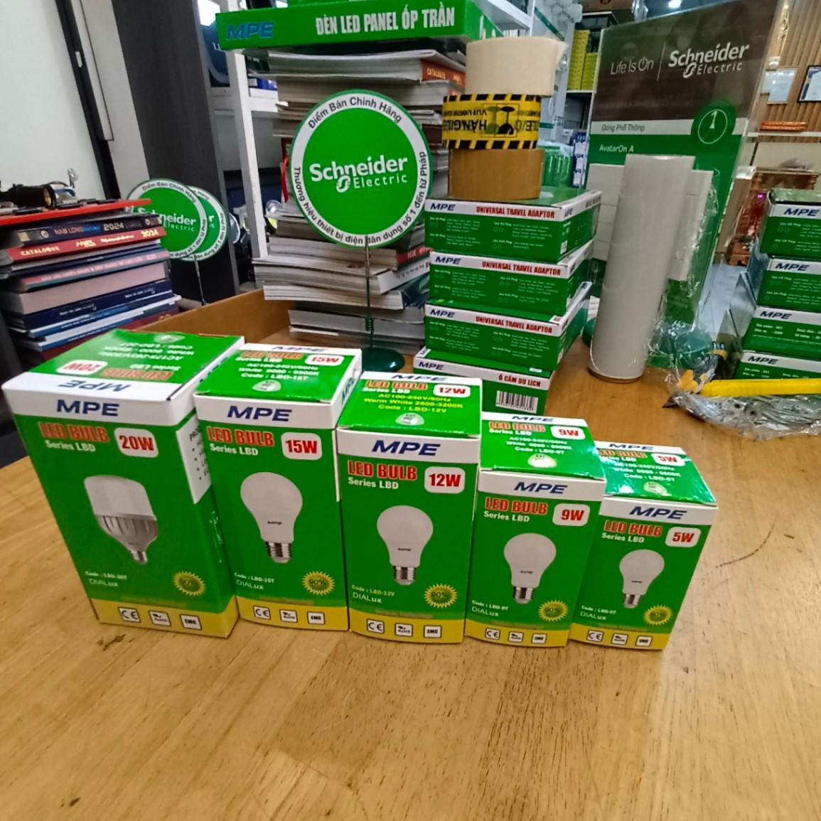 LBD-15T (Đèn led bulb 15W trắng)