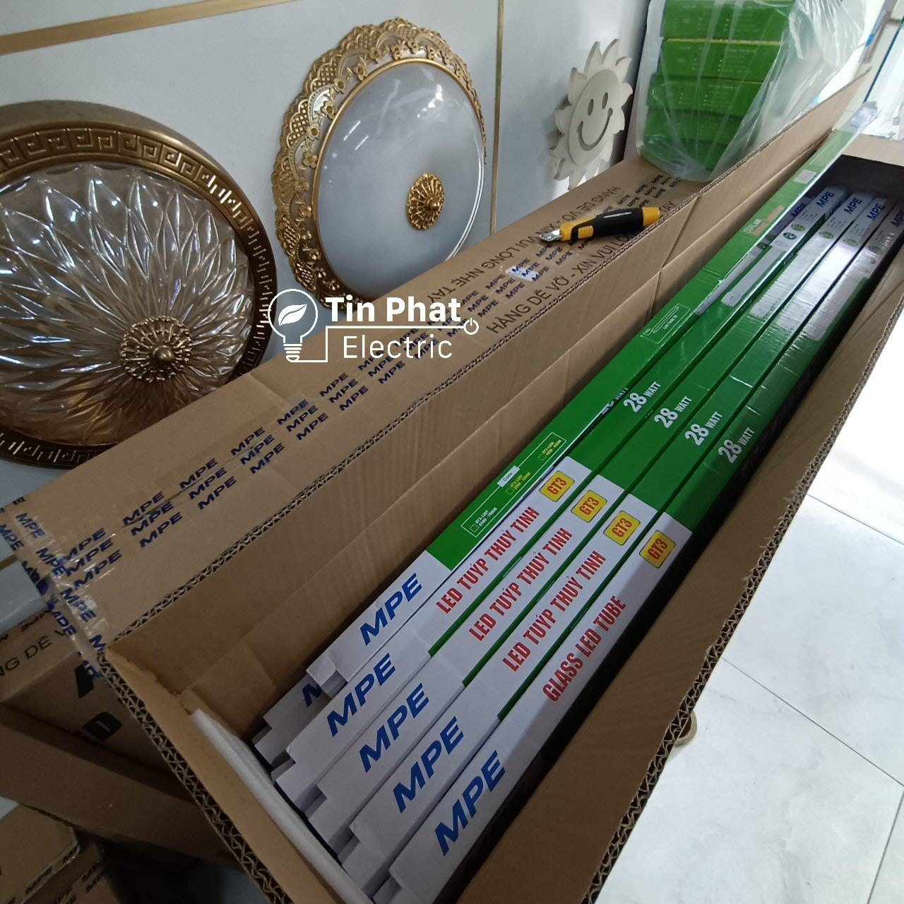 GT3-120V (Đèn led tube thủy tinh T3 1.2m vàng)