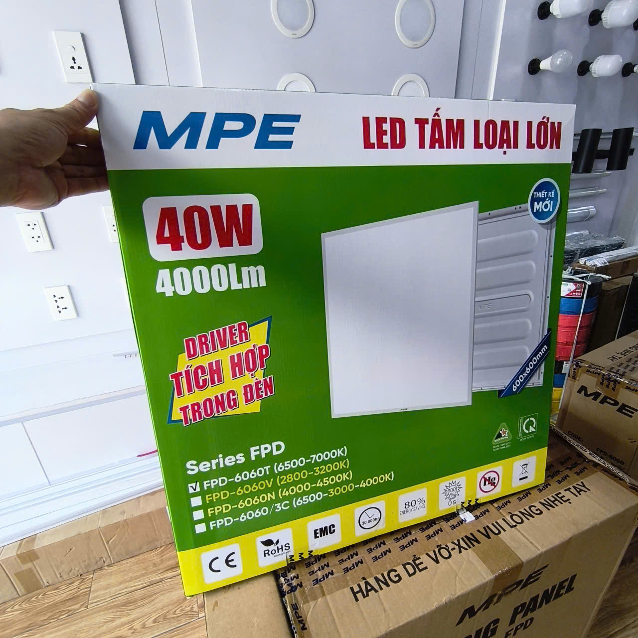 LED BIG PANEL FPD-6060 ( Đèn led MPE panel 40W, Size 600x600x35mm, 2 loại ánh sáng Trắng, Trung tính )