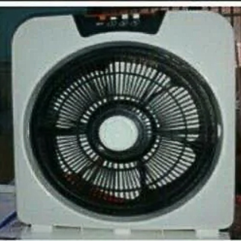 quat hộp 12v loại 2