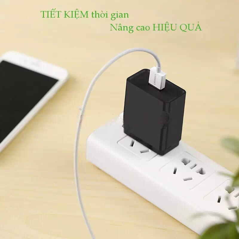 Ugreen 40710 18W màu Đen Củ sạc nhanh cổng USB chuẩn QC 3.0 CD122