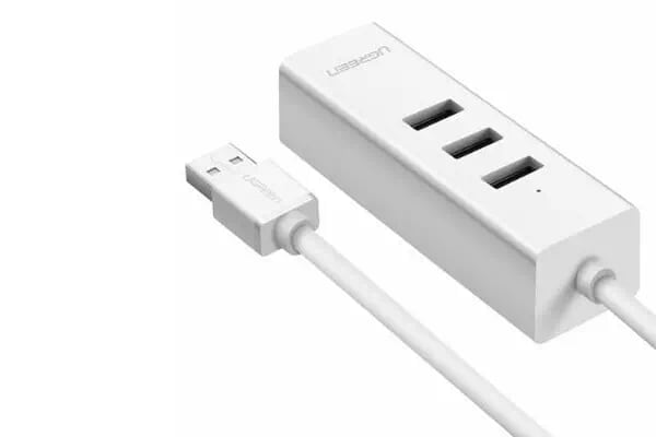 Ugreen 30297 30CM màu Trắng HUB chuyển đổi USB 2.0 sang 3 USB 2.0 + LAN tốc độ 100Mbps CR129