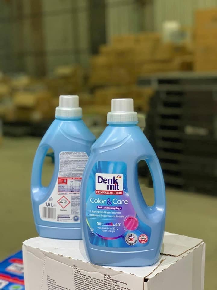 Thùng 8 chai nước giặt xả Denkmit 1,5L Đức - màu xanh