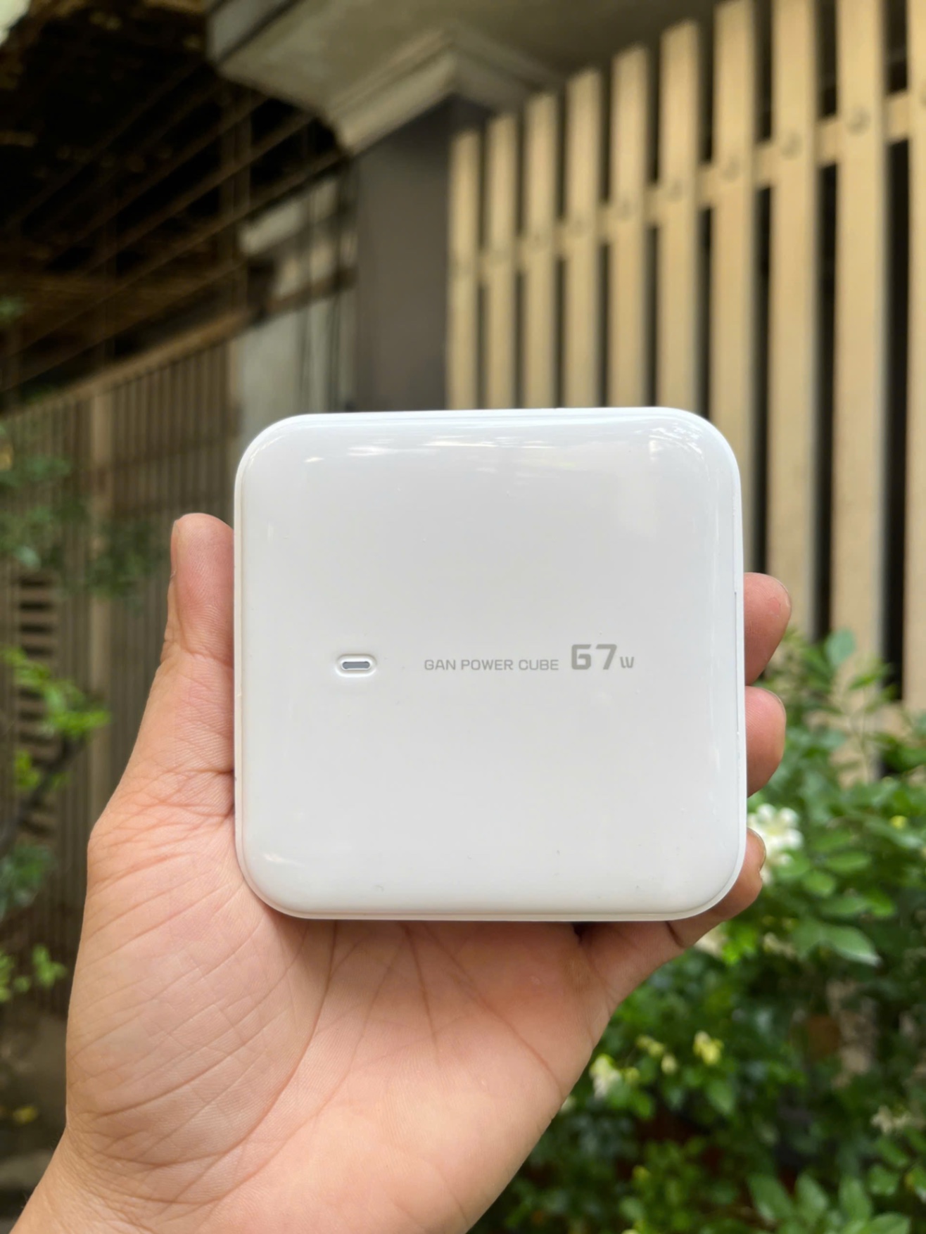 Bộ sạc nhanh Toocki 67W chia 4 cổng (2 Usb + 2C)