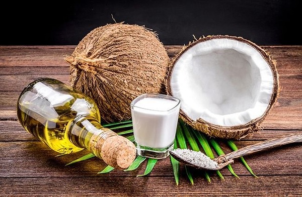 Dầu dừa chứa các chất chống viêm