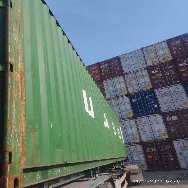 Container 40 Feet (40HC) chiều cao 2,9m