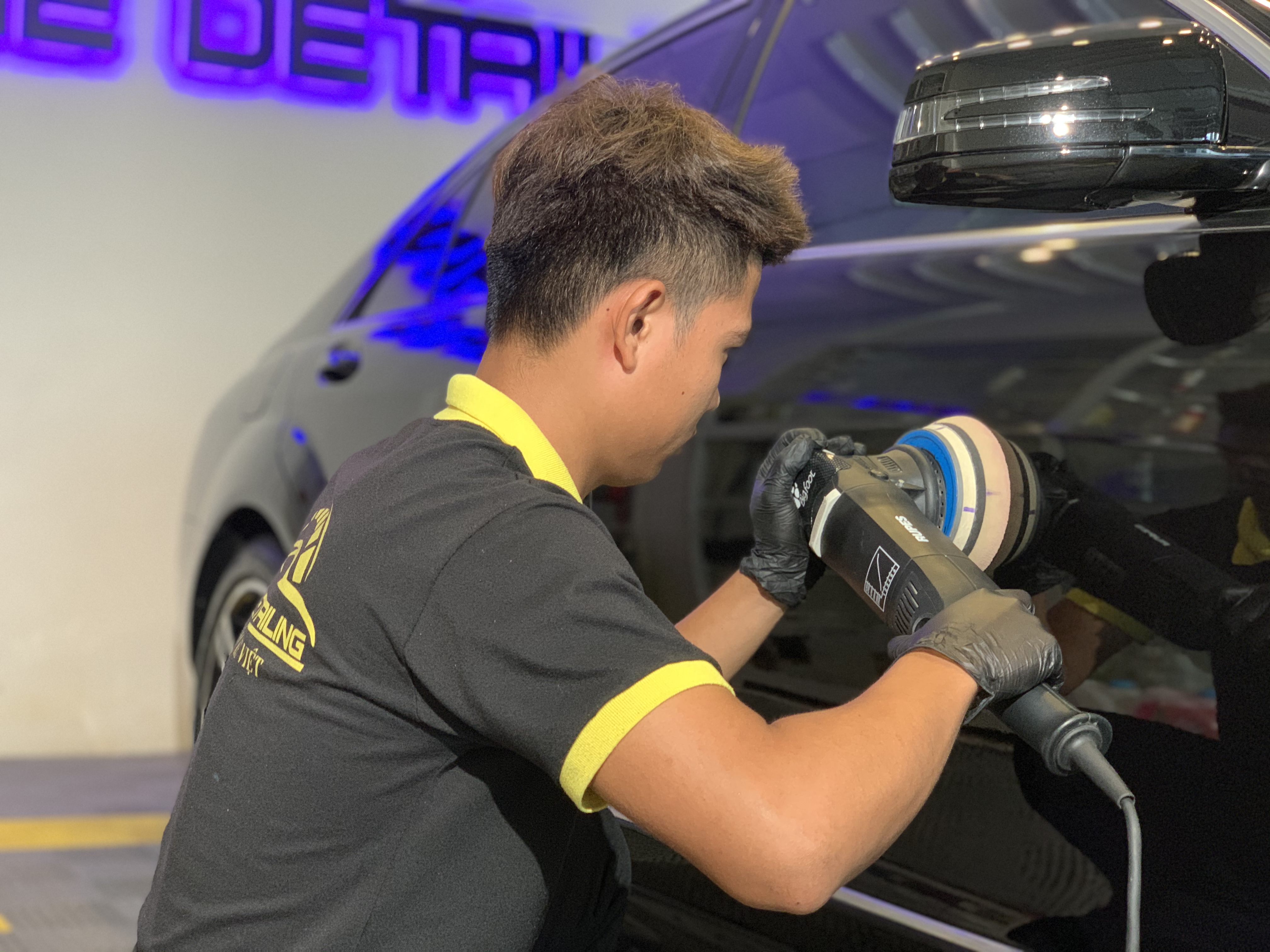 Dọn nội thất ô tô và vệ sinh khoang máy ô tô uy tín tại Nam Định