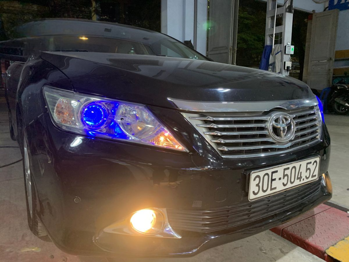 Độ đèn cho Toyota Camry