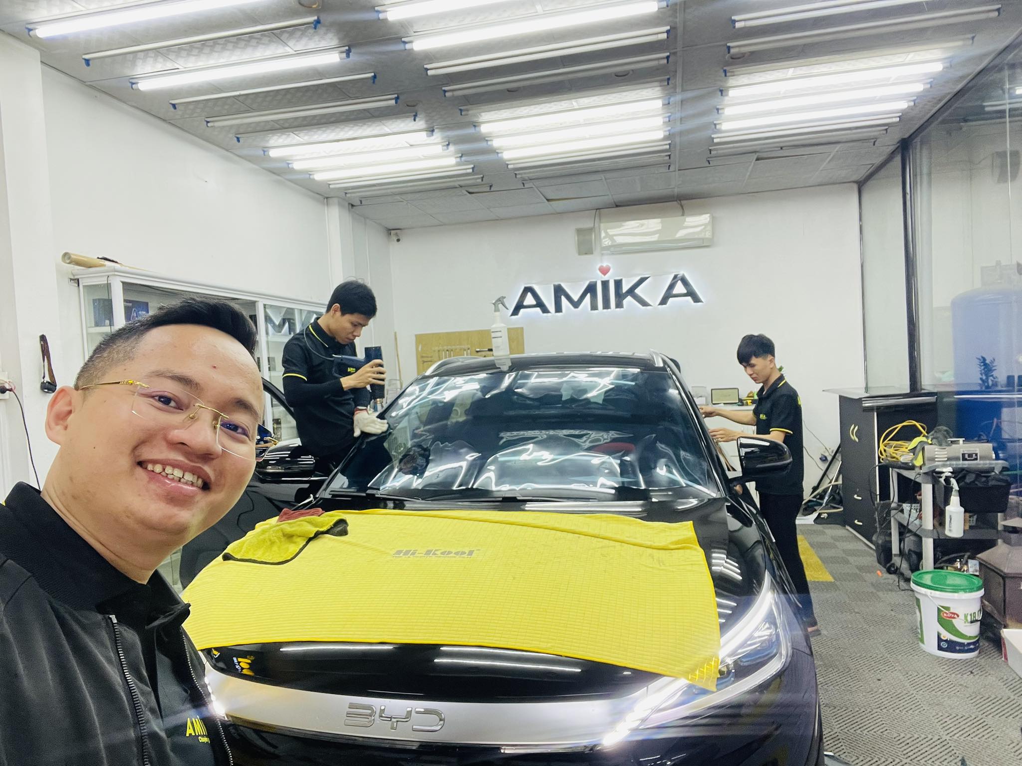 dán phim cách nhiệt màu tối tại nam định