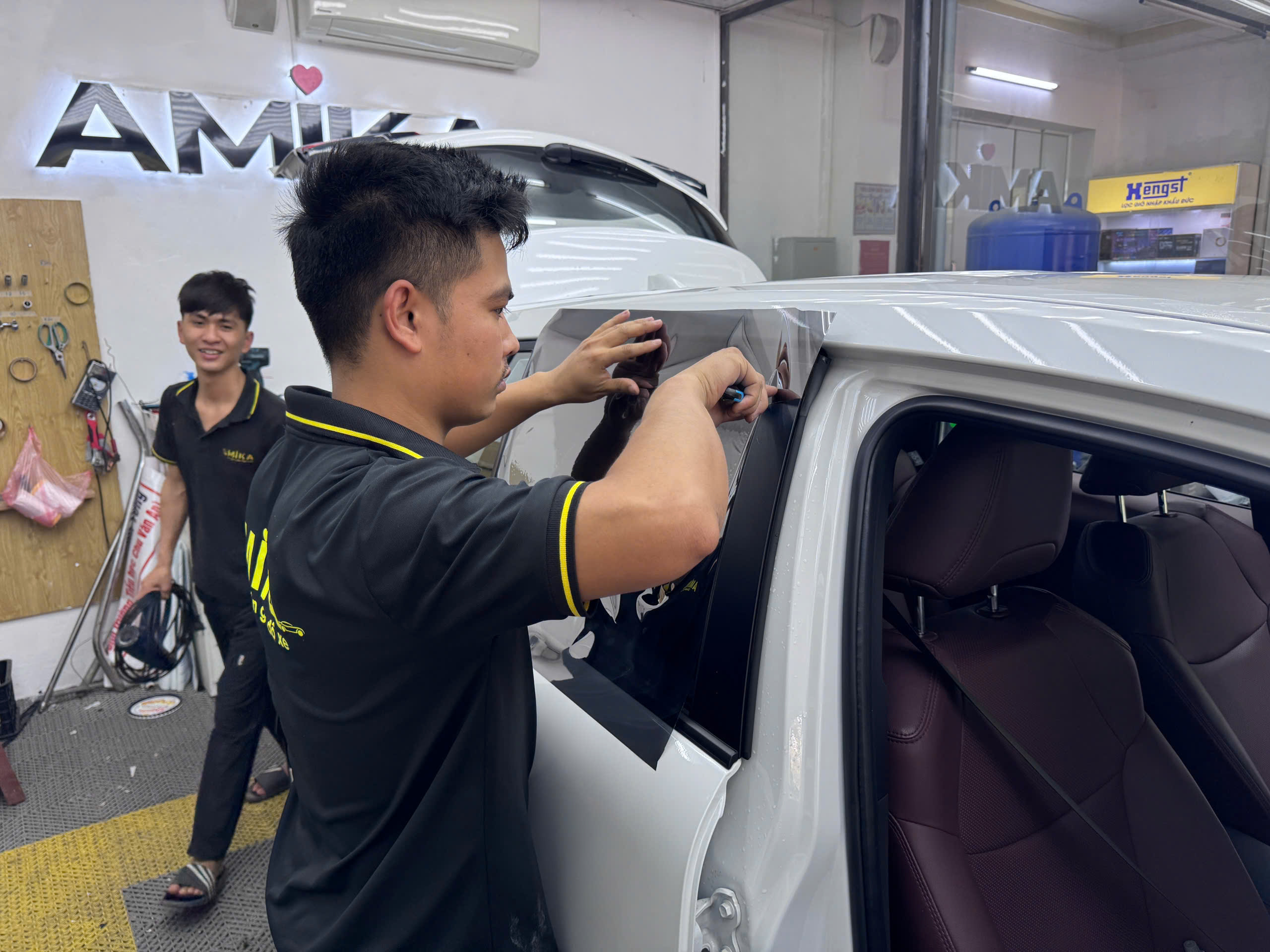 Dán phim cách nhiệt 3M gần đây