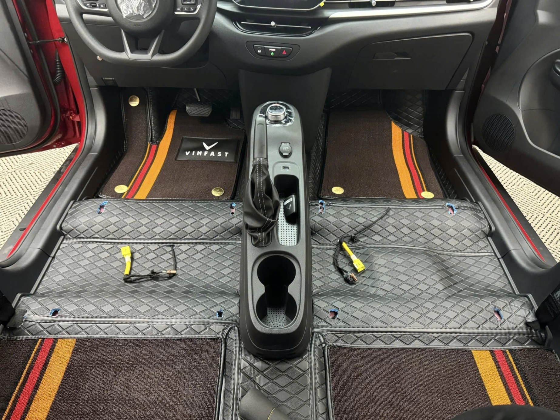 Thảm sàn 360 Super Nappa (xe 5 chỗ)